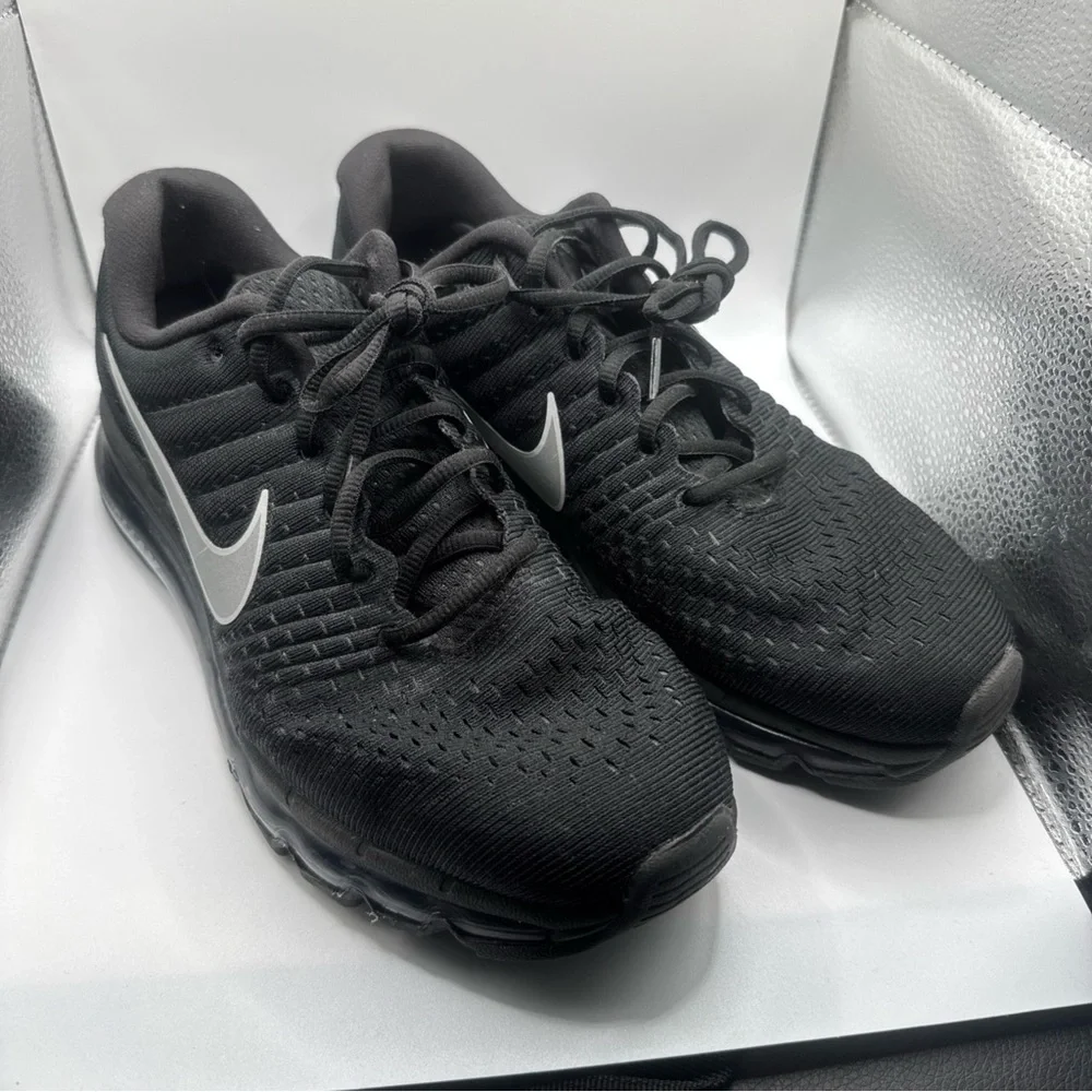 Nike Black and‎ White Sneakers with Air Max Cushioning